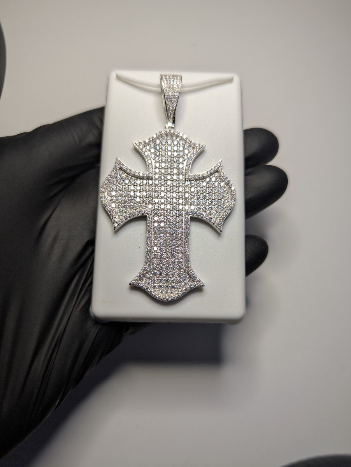 Solid 925 Silver Heavy Iced Out VVS1 D Moissanite Cross Pendant 14CTW