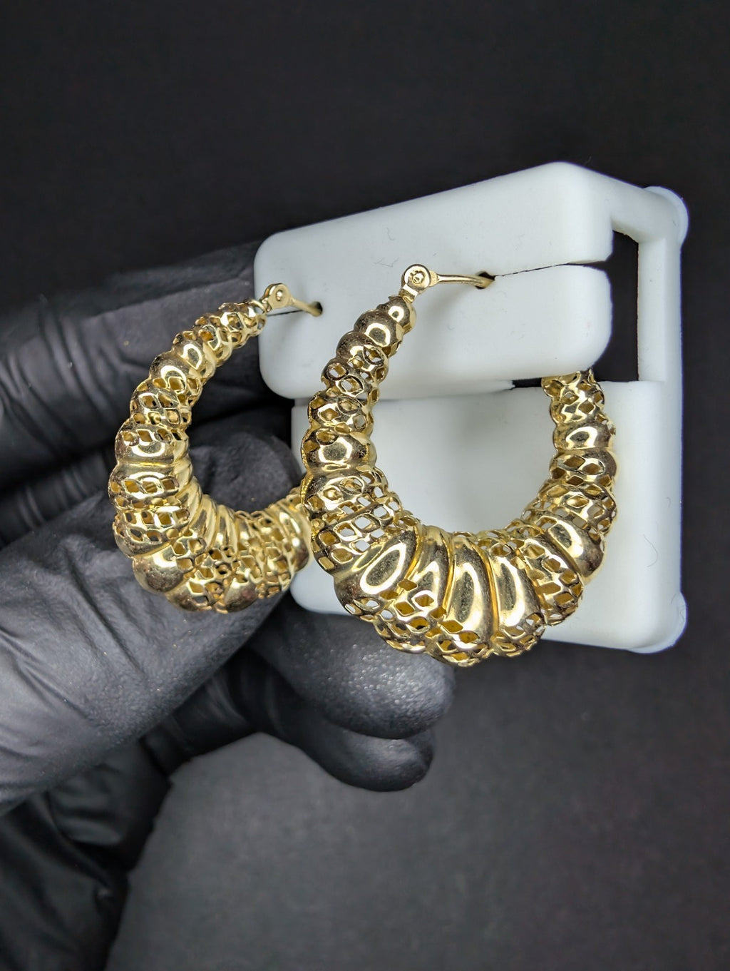 Vintage Israel 14k Yellow Gold Scalloped Hoops