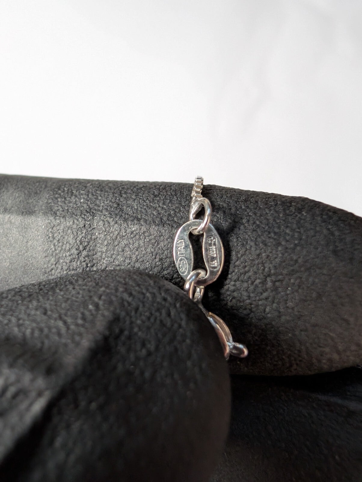 Solid 925 Italian Sterling Silver 0.8mm 24" Box Chain Necklace 