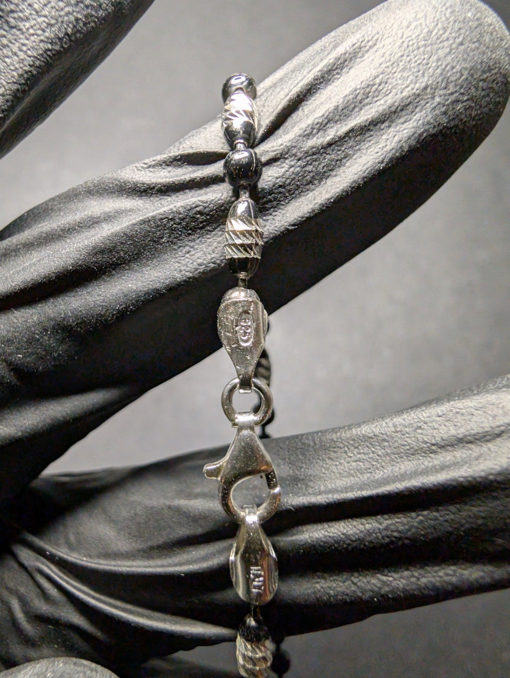 Black Rhodium over Solid 925 Silver Diamond-cut 7" Bead and Barrel Bracelet
