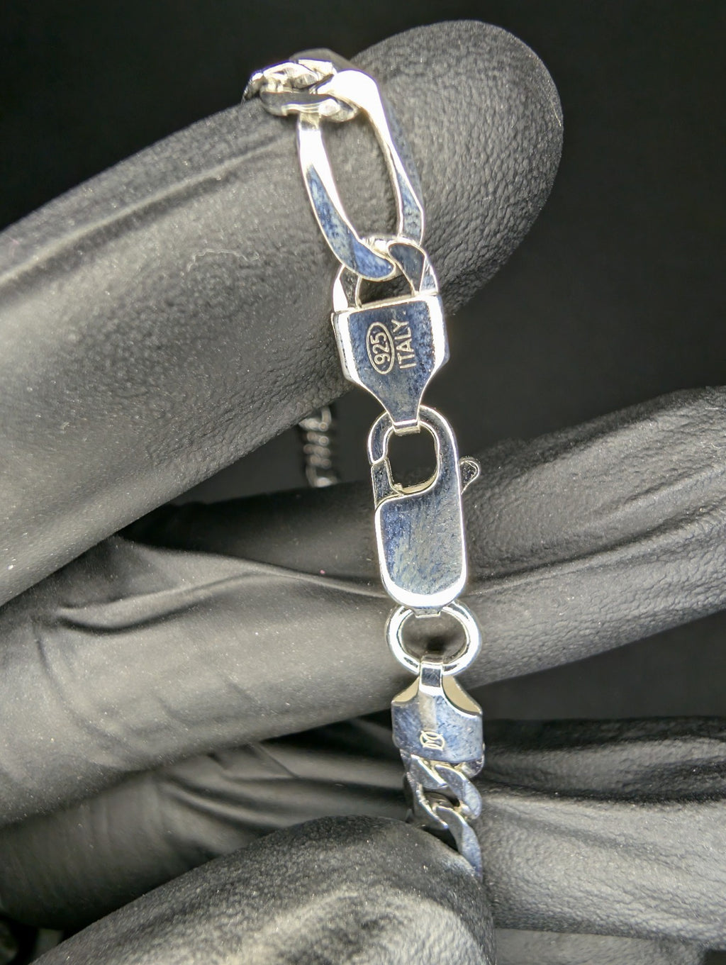 Solid 925 Italian Sterling Silver 22" 6.1mm Figaro Necklace