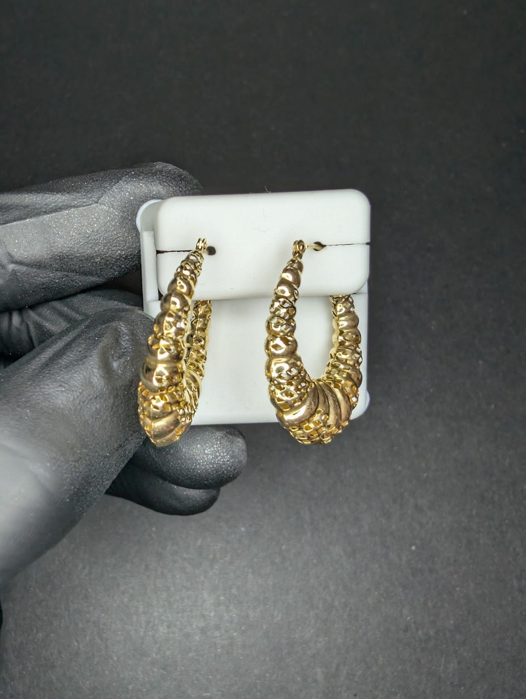 Vintage Israel 14k Yellow Gold Scalloped Hoops