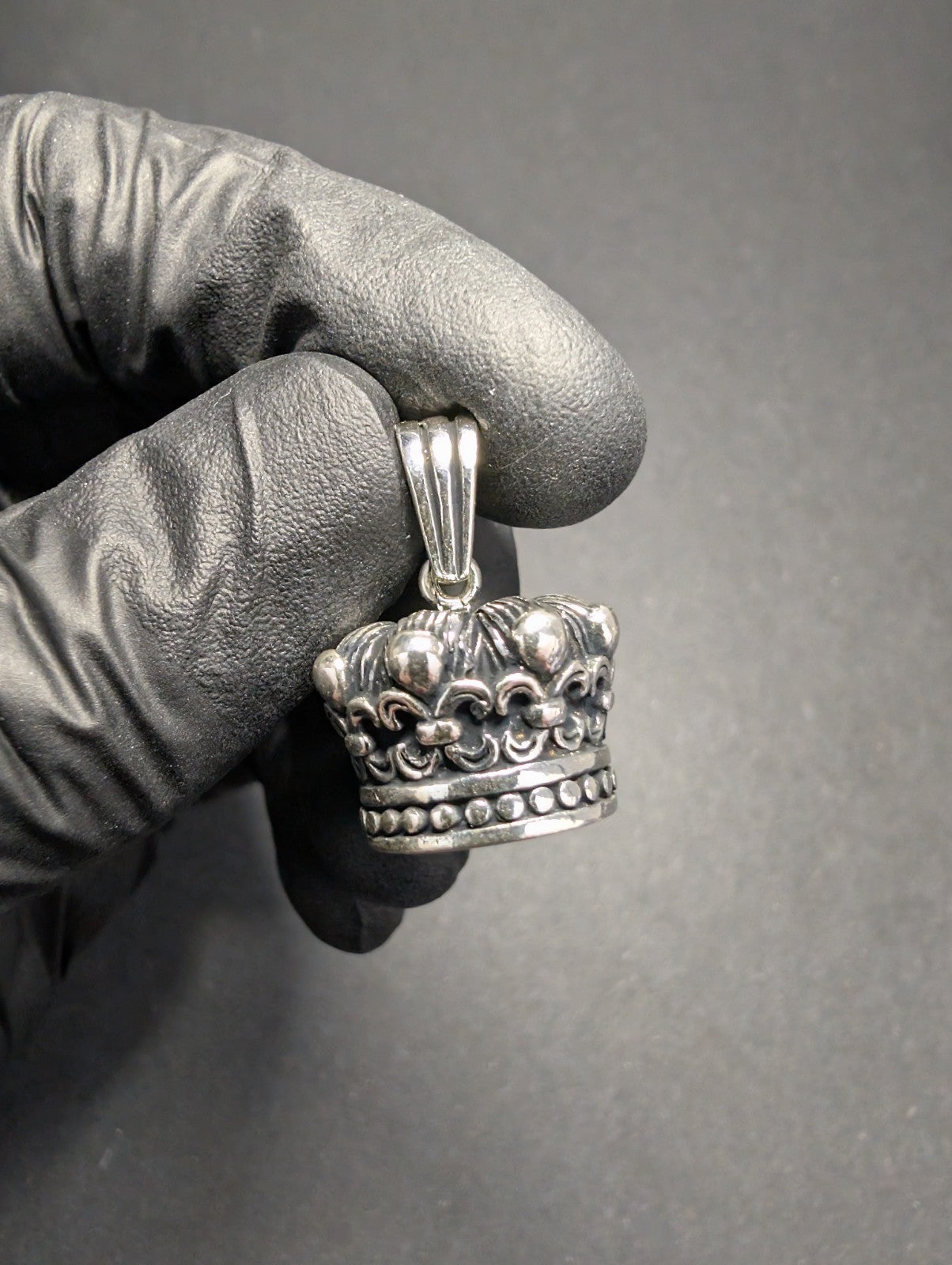 Solid 925 Sterling Silver Oxidized 3D Crown Pendant